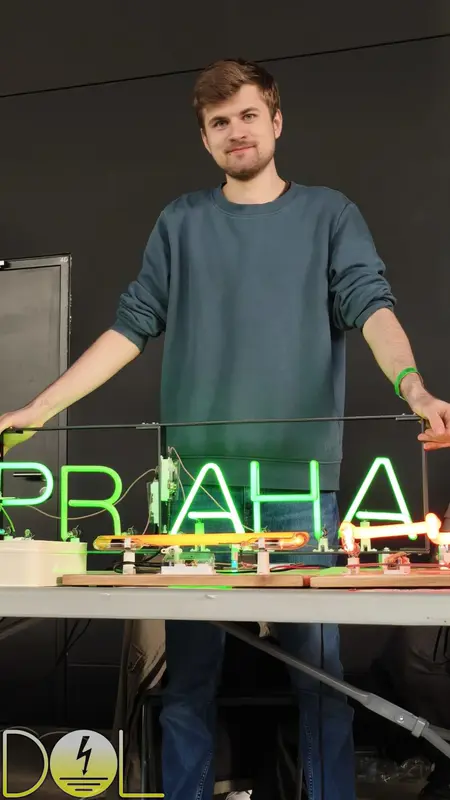 Neonová cedule PRAHA