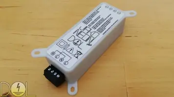 Jako Neon Piko Pluggable Dimmable 5k Isometric view